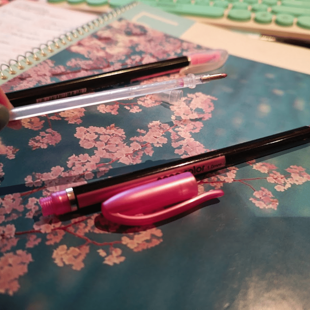 The Bittersweet Joy of a Stationery Otaku